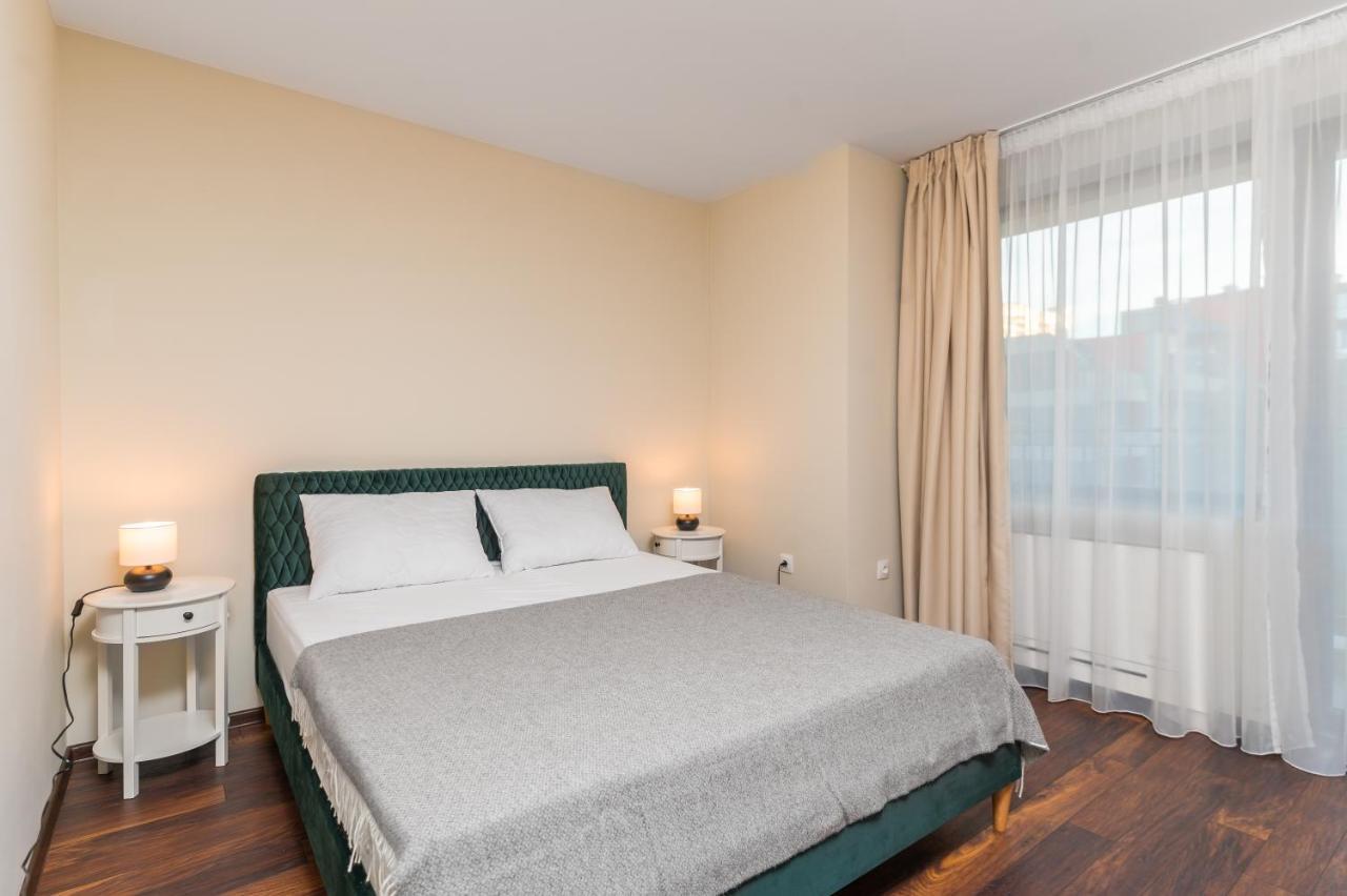 Chic 2bd Flat With Modern Furniture On Aldomirovska By Flat Mаnager Apartemen *